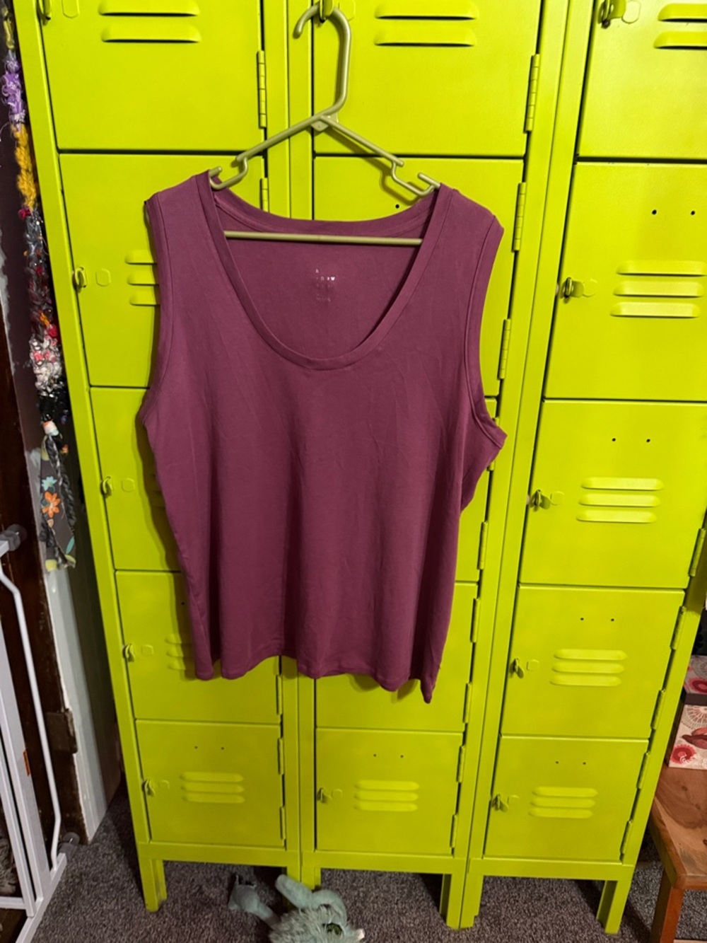 a new day Sleeveless Scoop Neck Tank Top in Plum